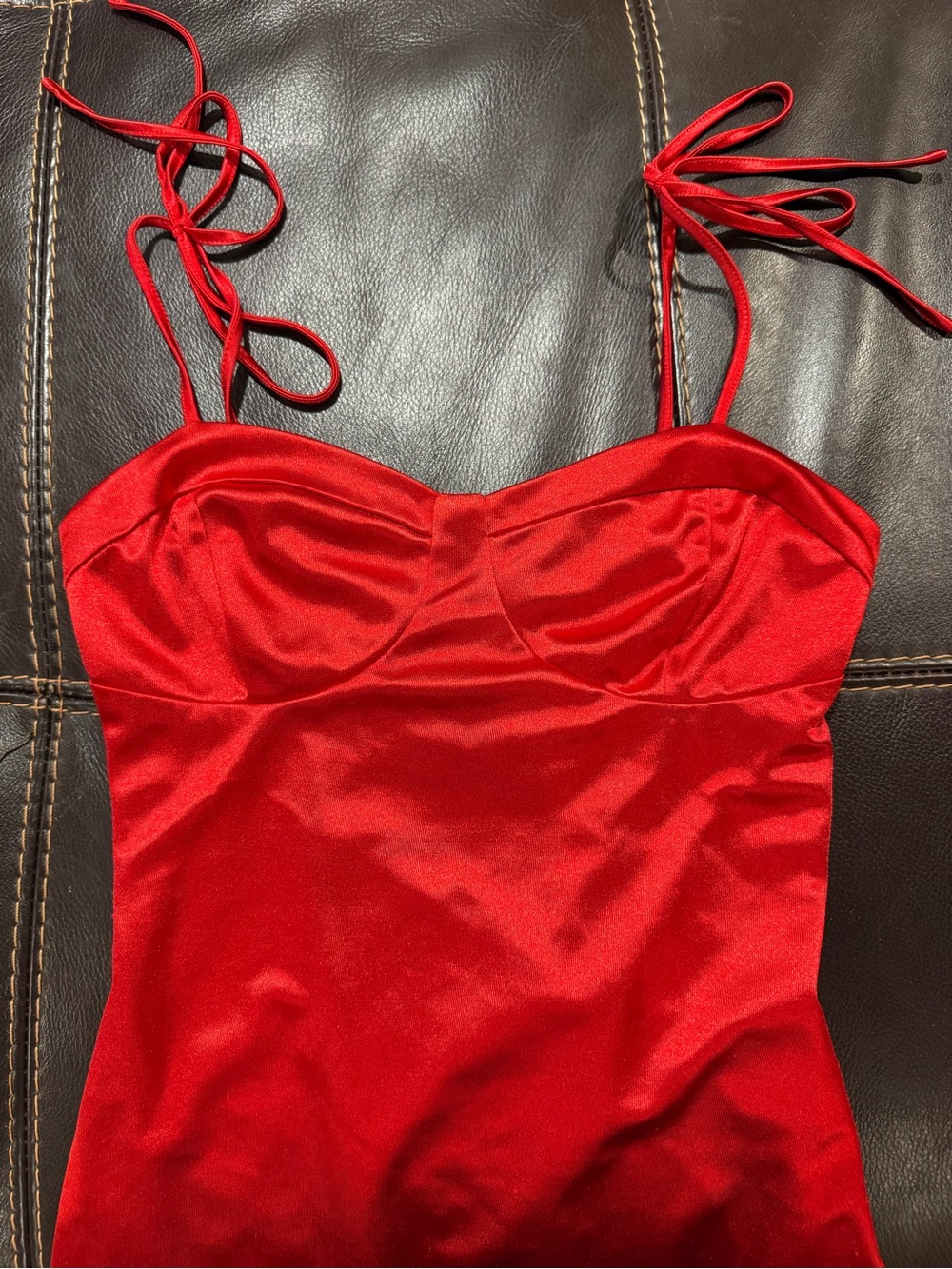 Tiger Mist Red Satin Lace-Up Backless Dress - Picture 5 of 5